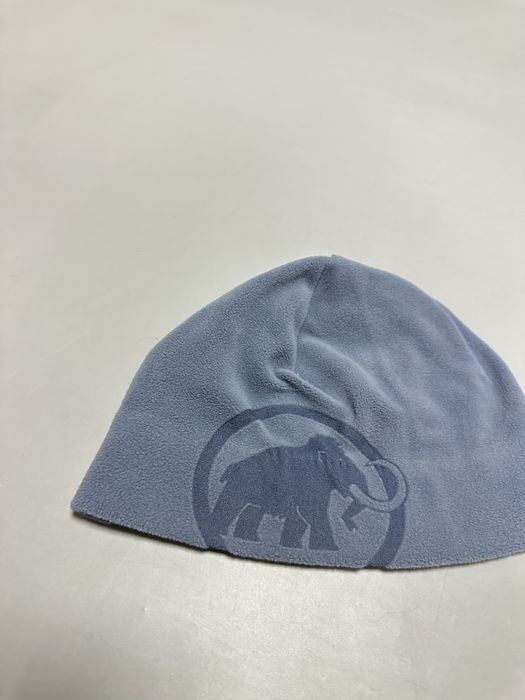 Флисоаая шапка Mammut