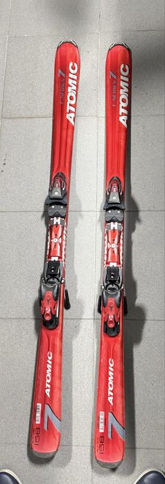 Skis Atomic 158 cm