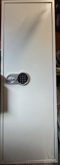 Продам сейф Ferocon БЛ-125Е