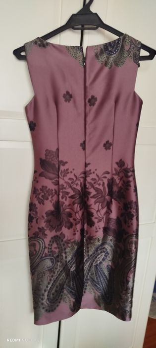 Vendo vestido Red Globe