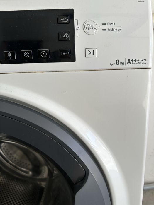 Hotpoint-Ariston - Máquina Lavar Roupa 8kg