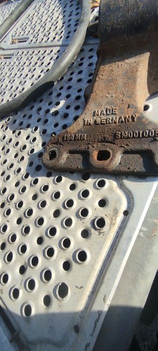 Лапы сёдла джост