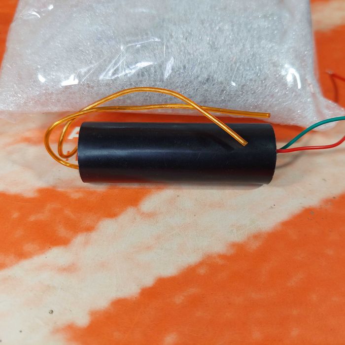 DC Высоковольтный преобразователь напряжения - мощный 800.000 вольт