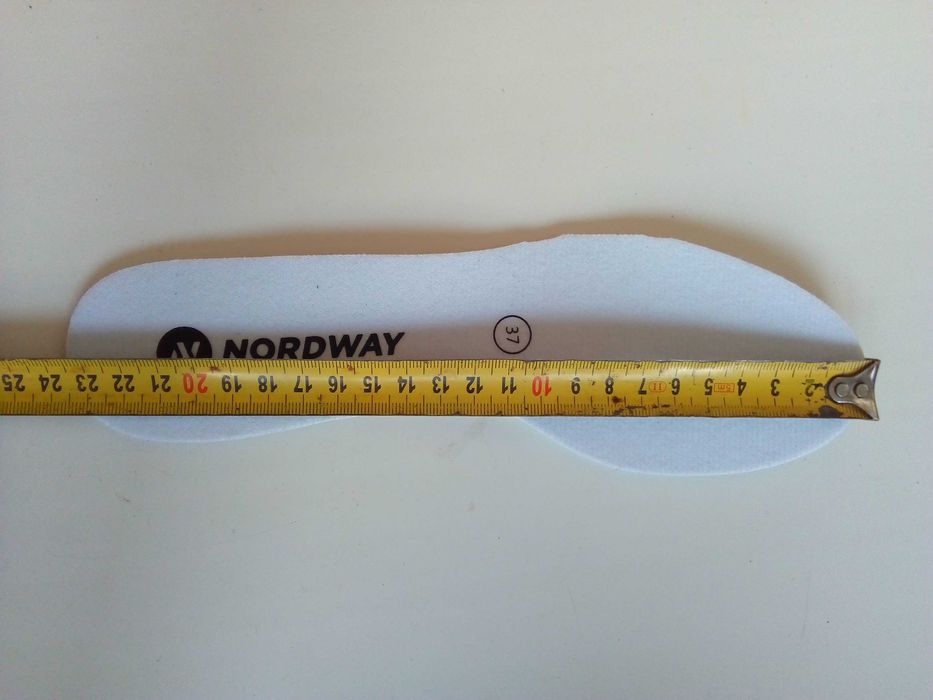 Продам жіночі ковзани, розмір 37, НОВІ