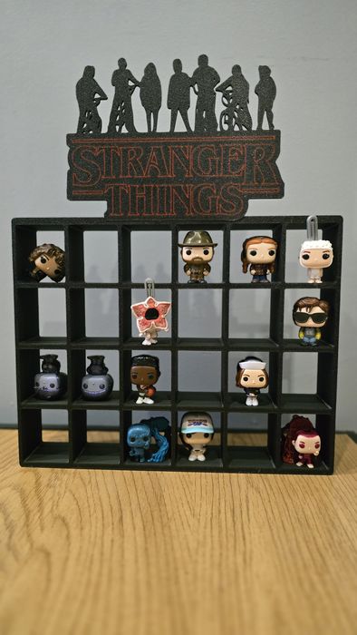 Półka Stranger Things,