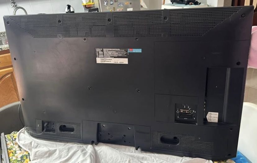 Televisao nova (HITACHI)