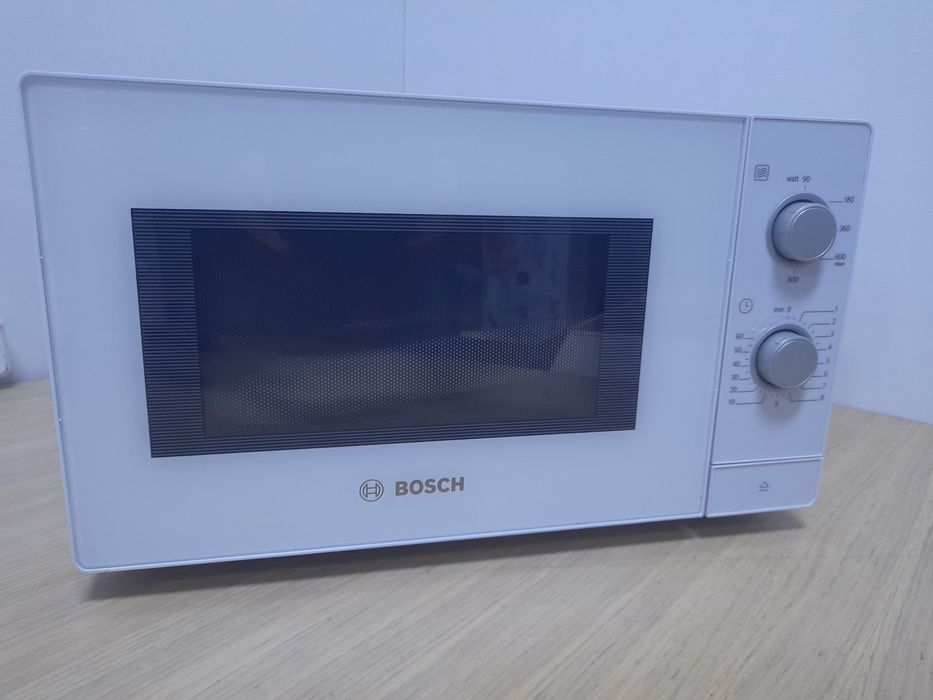 Мікрохвильова піч Bosch