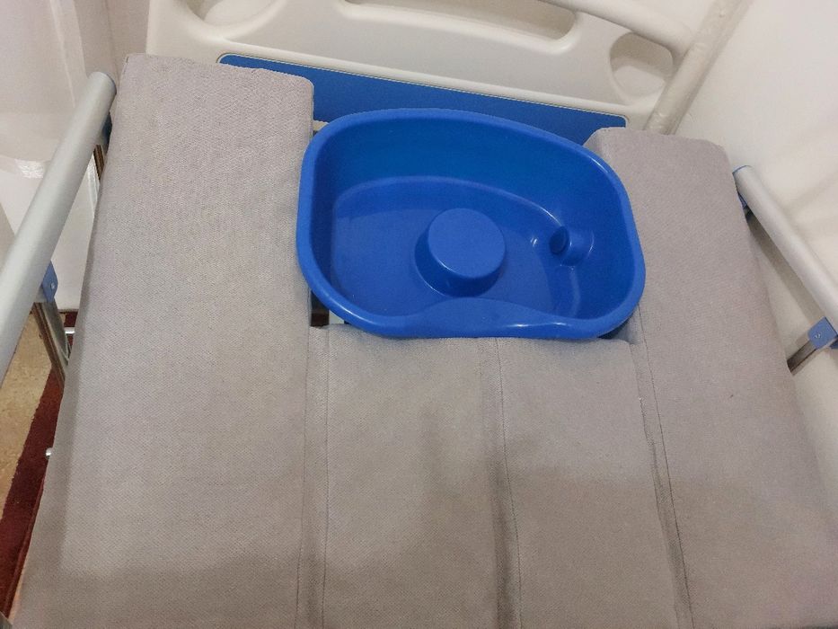 Ліжко медичне для лежачих хворих ( для інвалідів) MED1