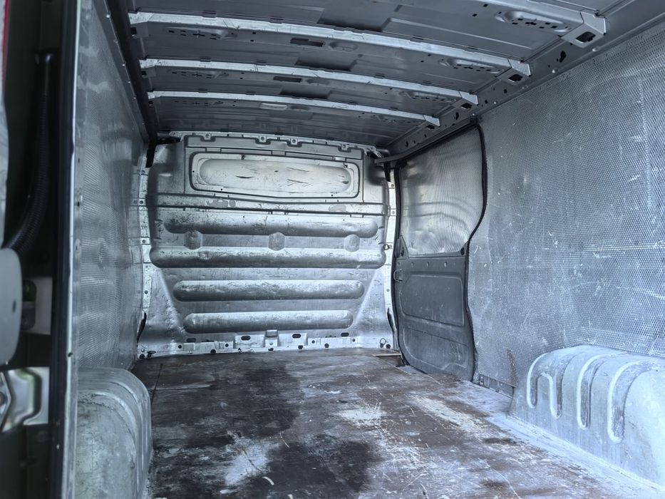 Opel Vivaro_2012_LONG_2.0 90KM_Serwisowany_Prywatny