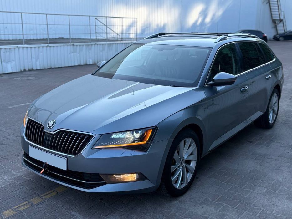 Розборка Skoda Superb3 2.0 Капот Крило Бампер Фара Xenon Двері LED-Стопи Кришка Багажника Фаркоп Радіатори Вентилатори Ремні Безпеки Стойки Пружини