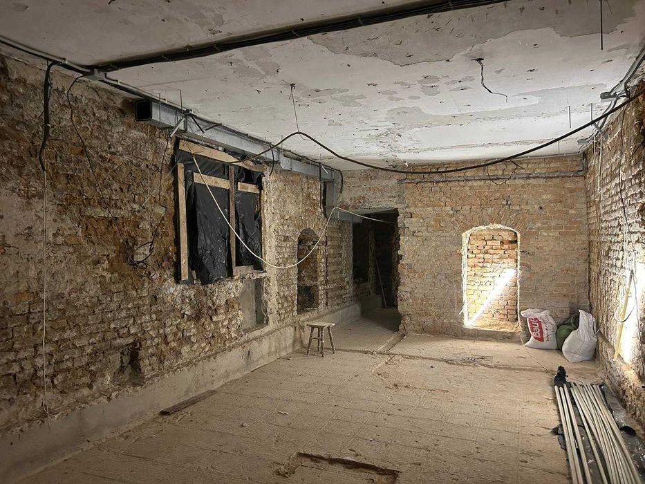 Продаж приміщення по вул. Лесі Українки! Центр м. Луцьк!