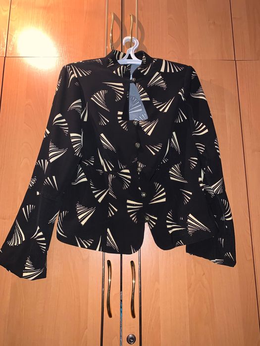 Женские костюмы больших размеров