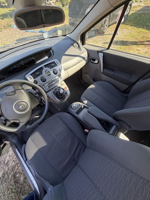 Sprzedam samochod Renault