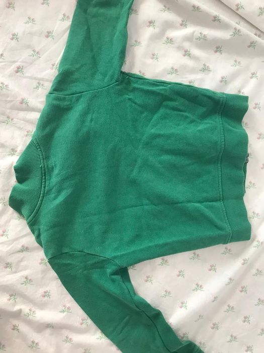 Camisola verde Benetton para meninos com 4 ou 5 anos