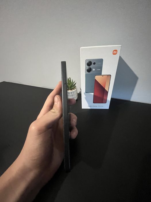 Xiaomi Redmi note 13 pro