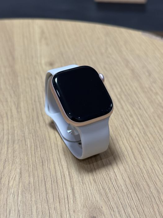 Apple Watch Series 10 42 mm Gold