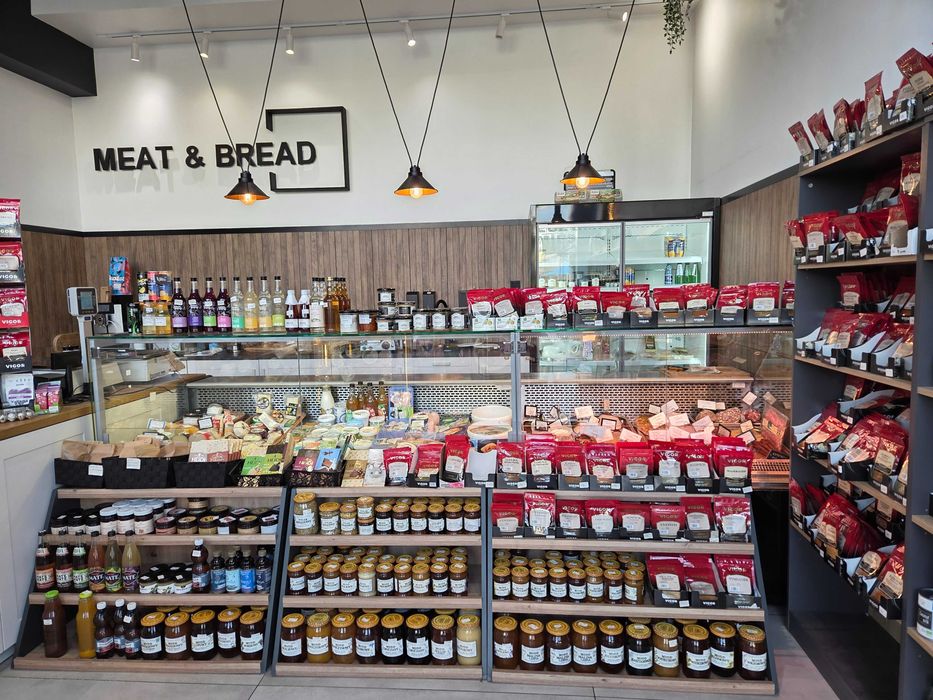 Odstąpię działający sklep z wyposażeniem