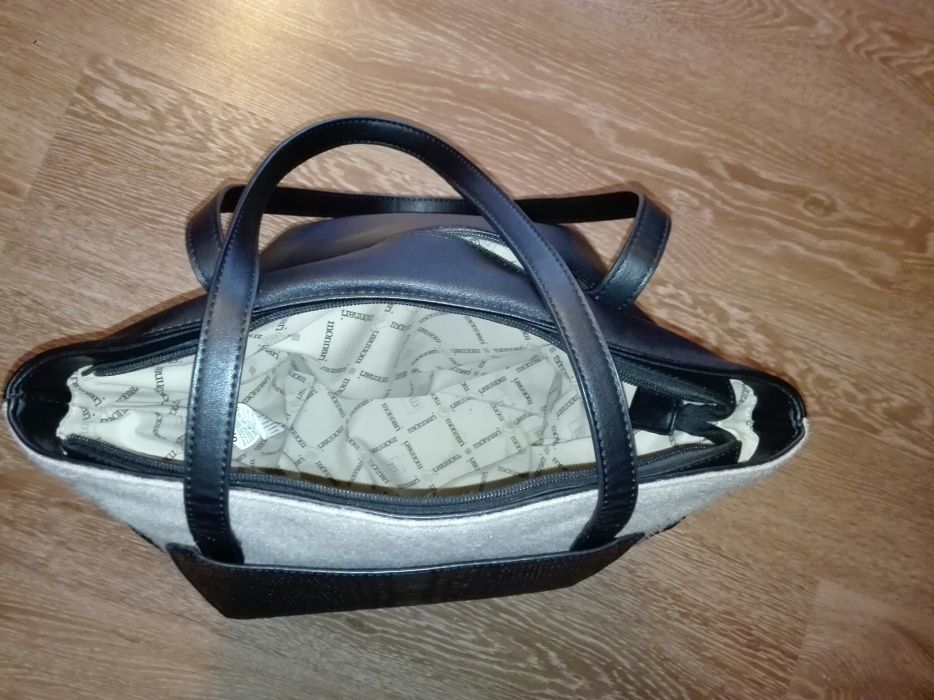 Torebka czarna Monnari