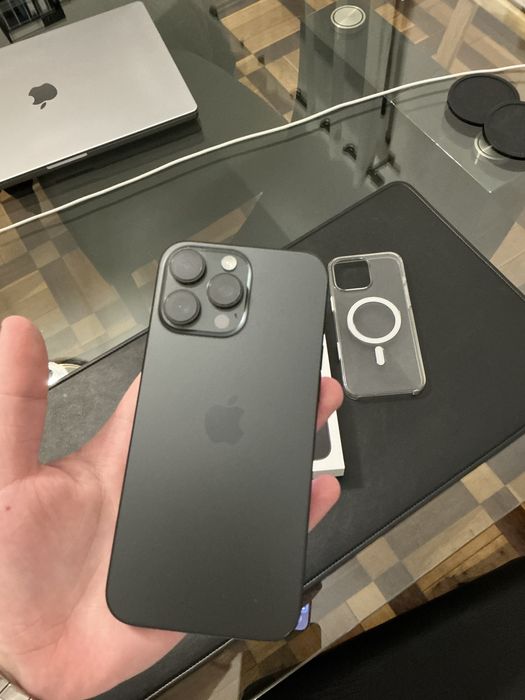 iPhone 16 Pro Max | 2 capas | 256GB | c/fatura