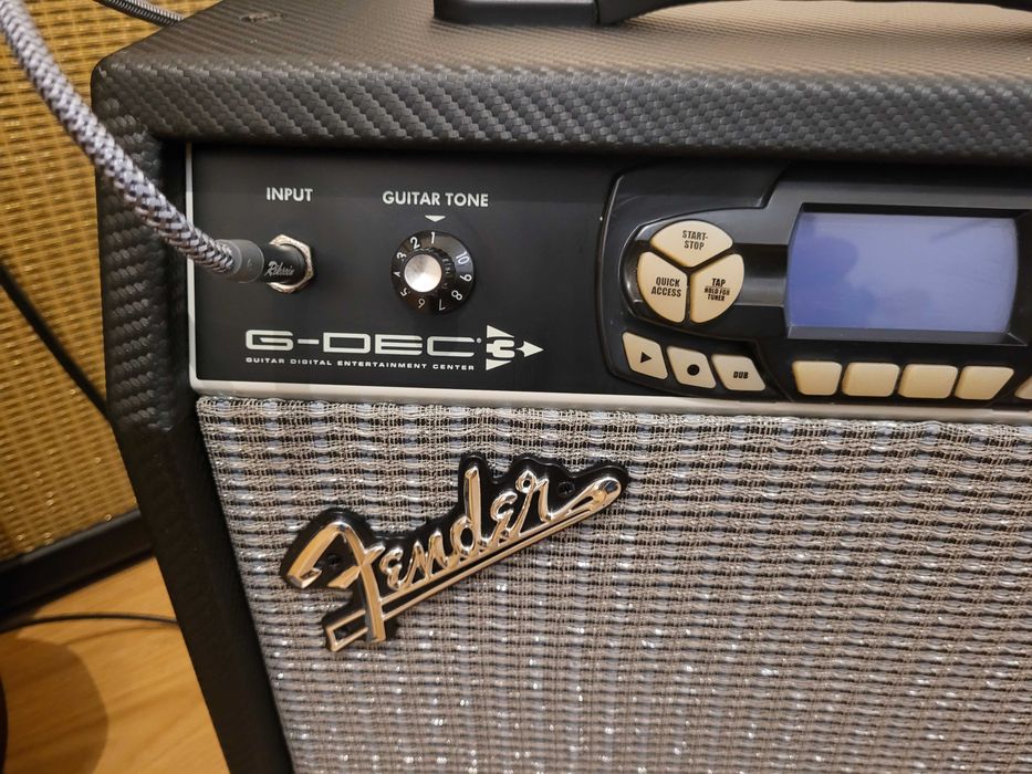 Combo de Guitarra Fender G-DEC3 Thirty 30W 1x10"