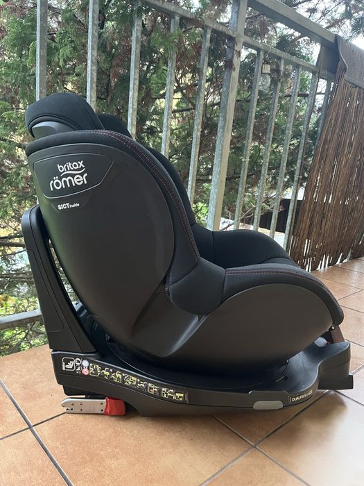 Fotelik samochodowy obrotowy 9-18 kg Britax Dualfix M