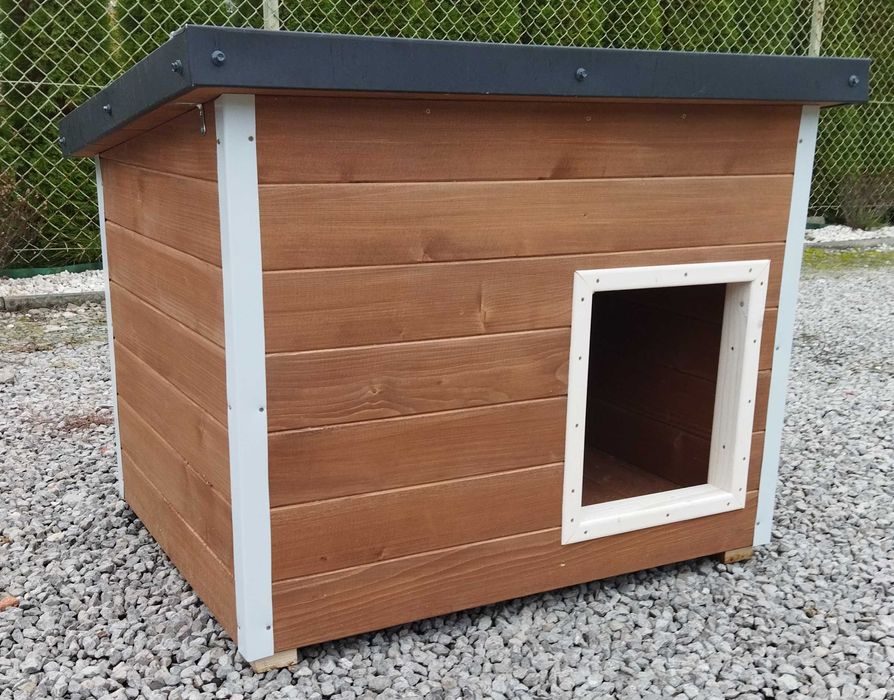 Buda dla psa drewniana