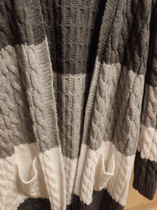 Sweter Kardigan narzutka