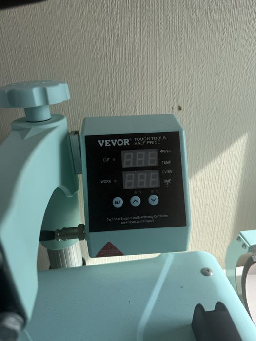 Prensa Térmica VEVOR 5em1 com prensa para canecas, chapéus e pratos