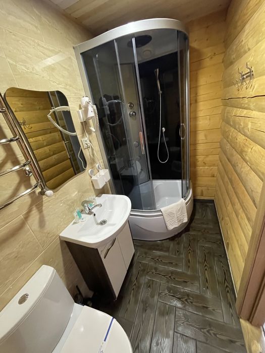 Відпочинок в Буковелі: номери, басейн, сауна, вілли, кафе