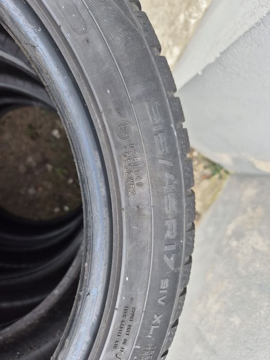 Opony zimowe 215/45r17