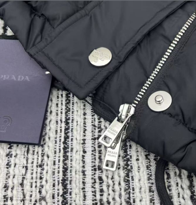 Пуховик куртка черевики Prada celine