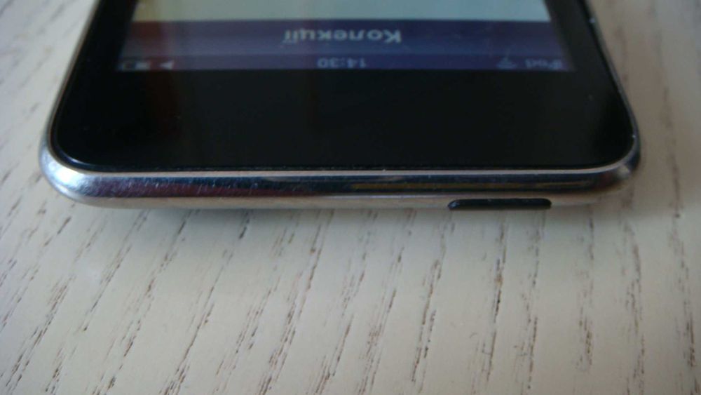 Apple iPod 2nd Generation Touch (16GB) A1288