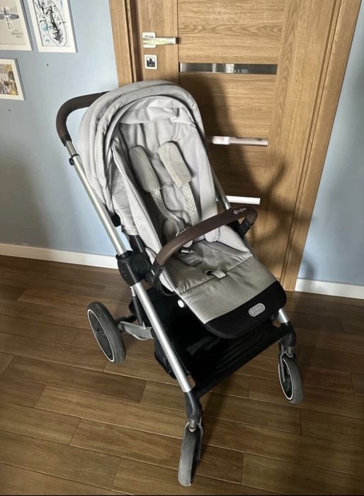 Spacerówka Cybex Balios S Lux + moskitiera + folia przeciwdeszczowa