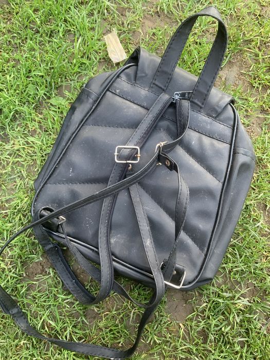 Plecak czarny do odswiezenia