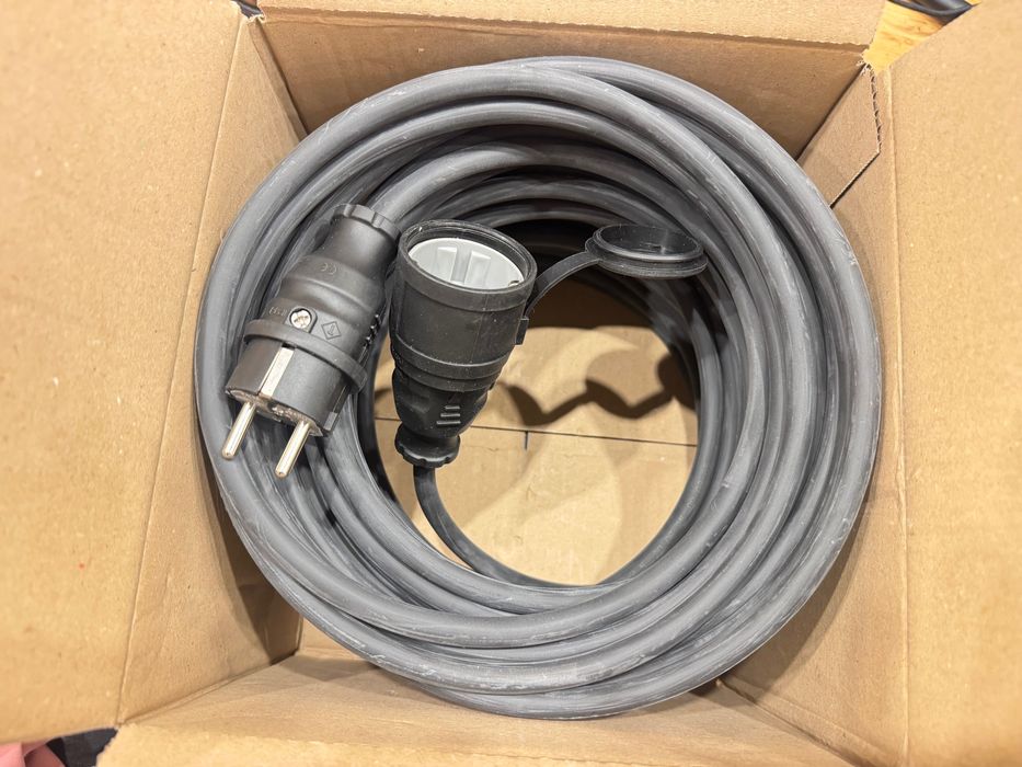 Подовжувач електричний 16А (3.5 кВт)  1-4 гніздо із заземленням 20м