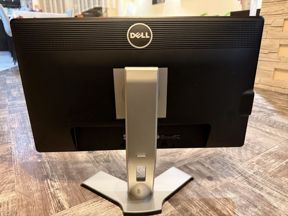 Monitor dell P2412H