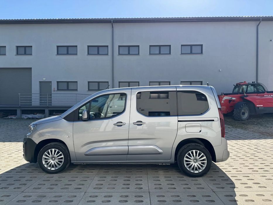 Peugeot