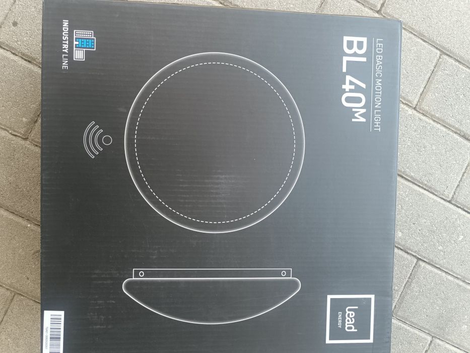 Candeeiro de tecto novo