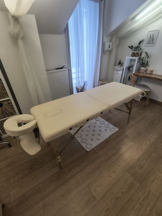 Stół do masażu marki Habys  w bardzo dobrym stanie