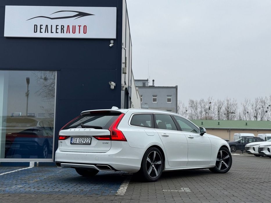 Volvo V90 VOLVO V90 R-desing