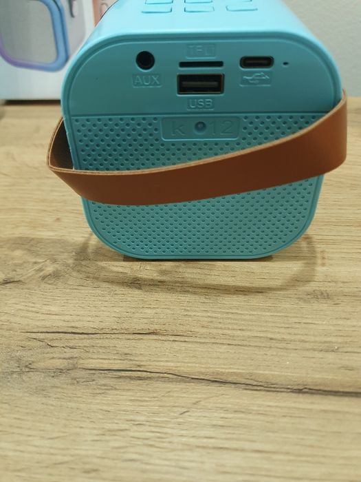 Karaoke zestaw bezprzewodowy 2mikrofony+ głośnik