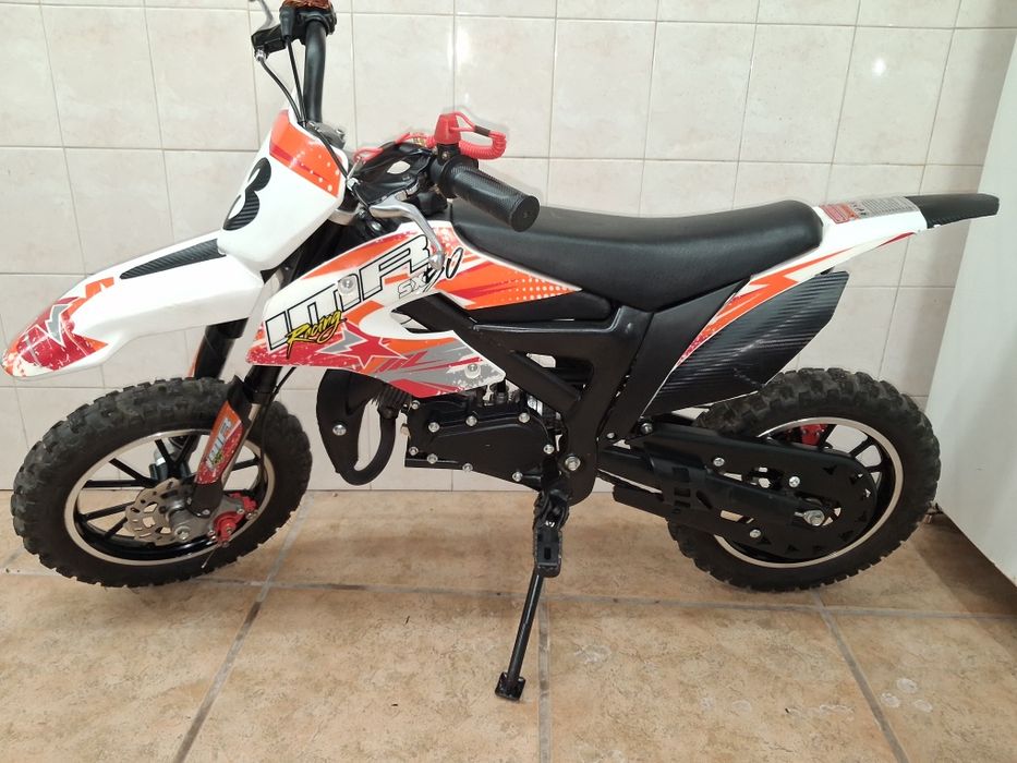 Mini mota para crianças