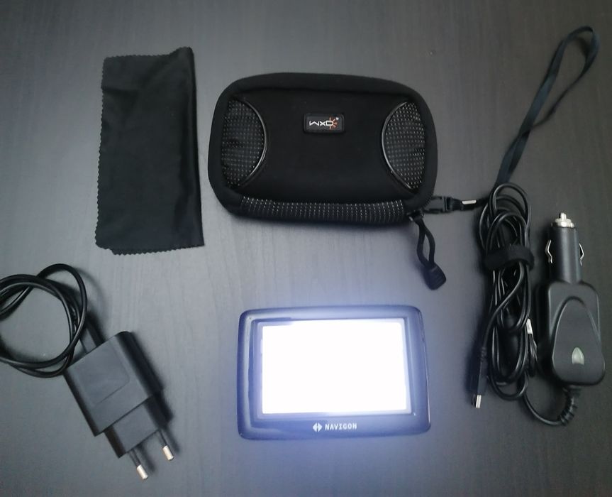 Vendo GPS Navigon  mapa Europa,  impecável