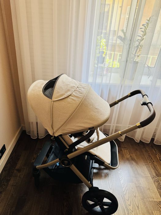 Візочок Venicci Tinum Upline