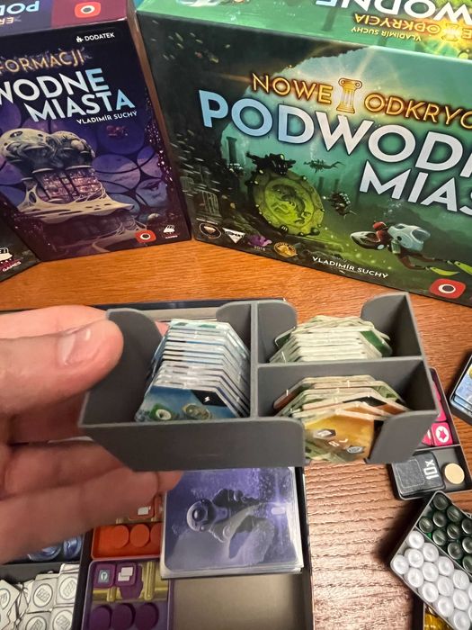 Insert  Organizer do gry planszowej Podwodne Miasta – komplet dodatków