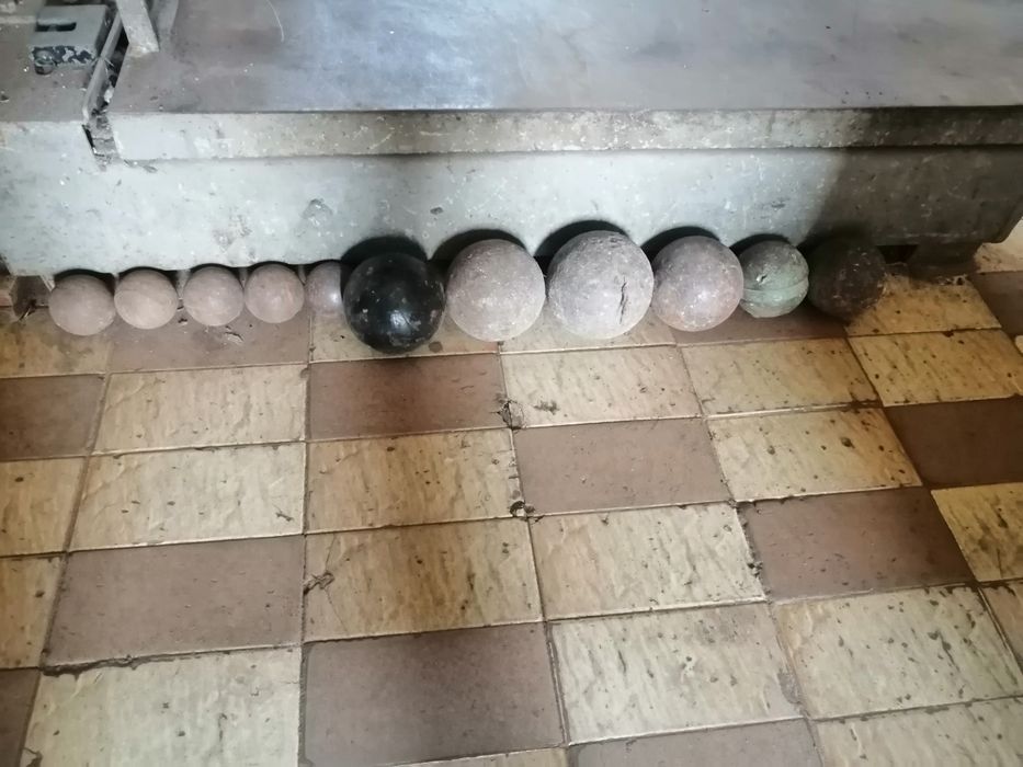 Продам штангу и блины