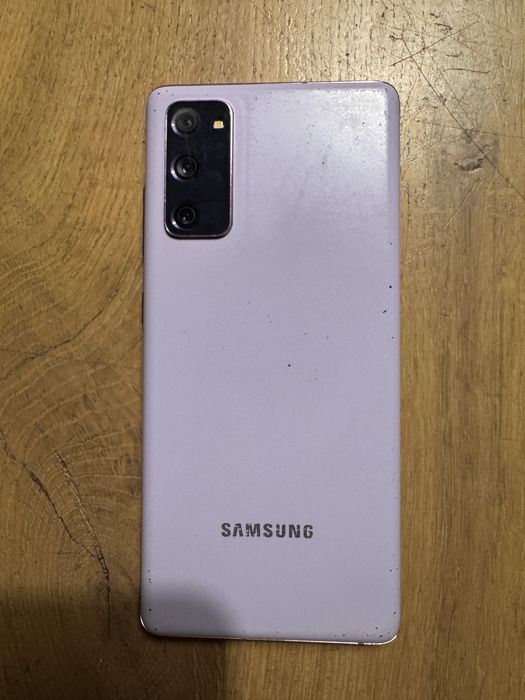 Samsung galaxy S20 FE  uszkodzony