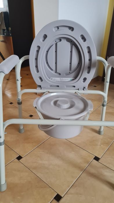 Krzesło toaleta nowe do 120 kg