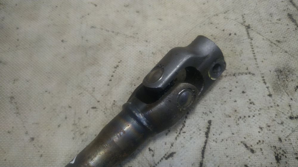 " Kia Ceed I krzyżak kolumny kierowniczej