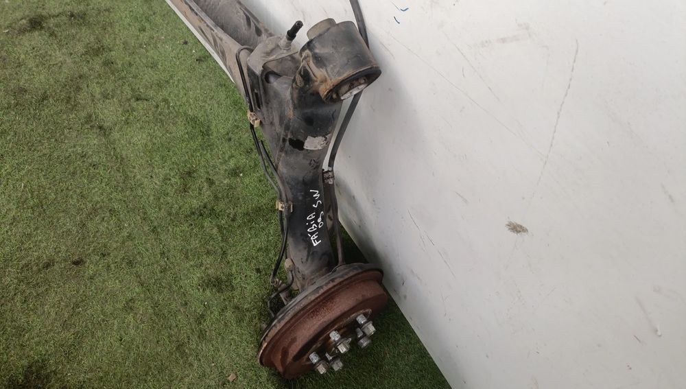 Eixo traseiro tambor SKODA Fabia II Break (545, 5J)